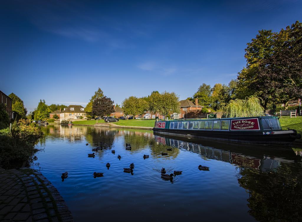 The Three Swans Hotel, Hungerford, Berkshire מראה חיצוני תמונה