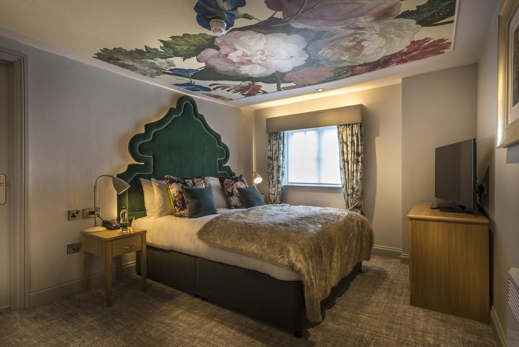 The Three Swans Hotel, Hungerford, Berkshire מראה חיצוני תמונה
