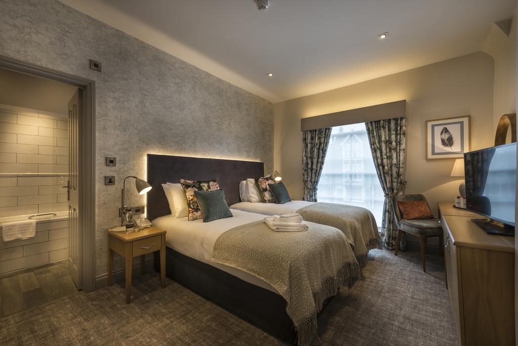 The Three Swans Hotel, Hungerford, Berkshire מראה חיצוני תמונה