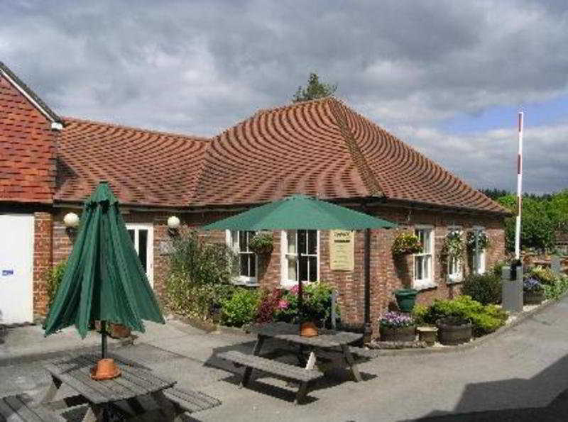 The Three Swans Hotel, Hungerford, Berkshire מראה חיצוני תמונה